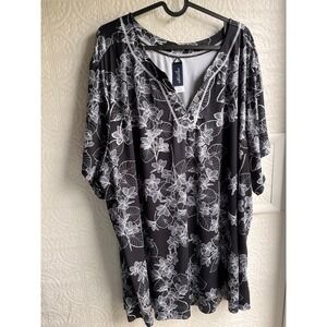 Swimsuits For All Swim 365 Black and white‎ floral coverup plus size 30 NWOT